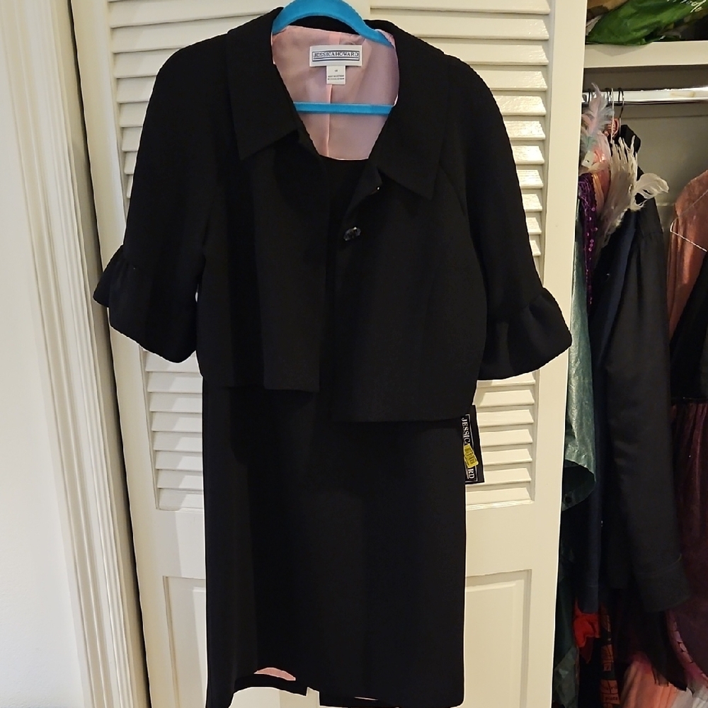 Jessica Howard Black Knee-Length Dress With Jacket